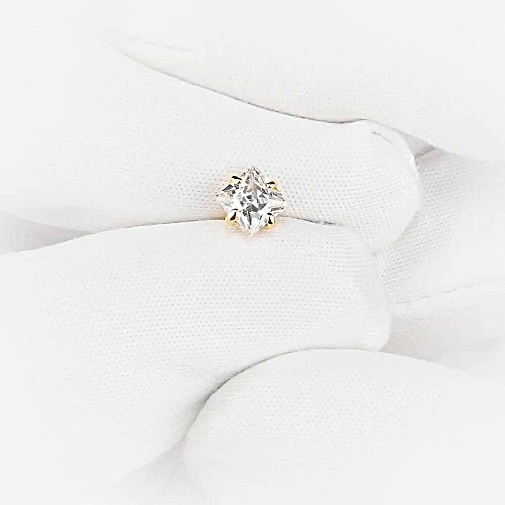 Серьга с фианитом из красного золота 375 пробы 1