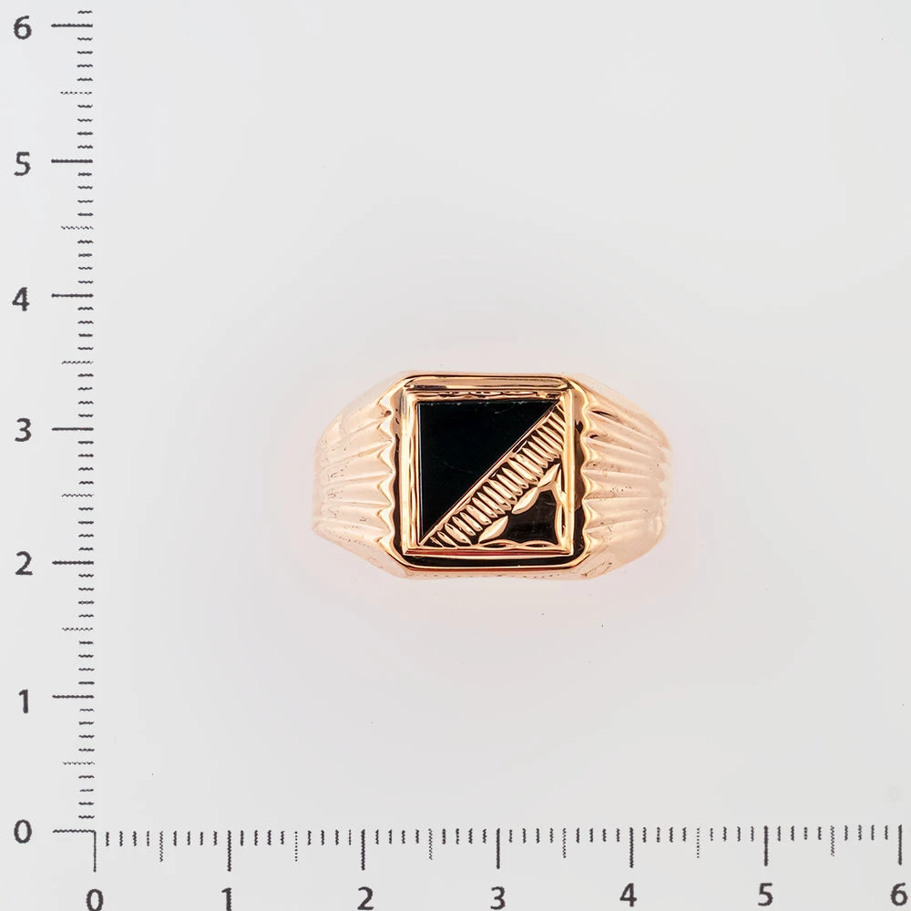 Кольцо с ониксом из красного золота 585 пробы
