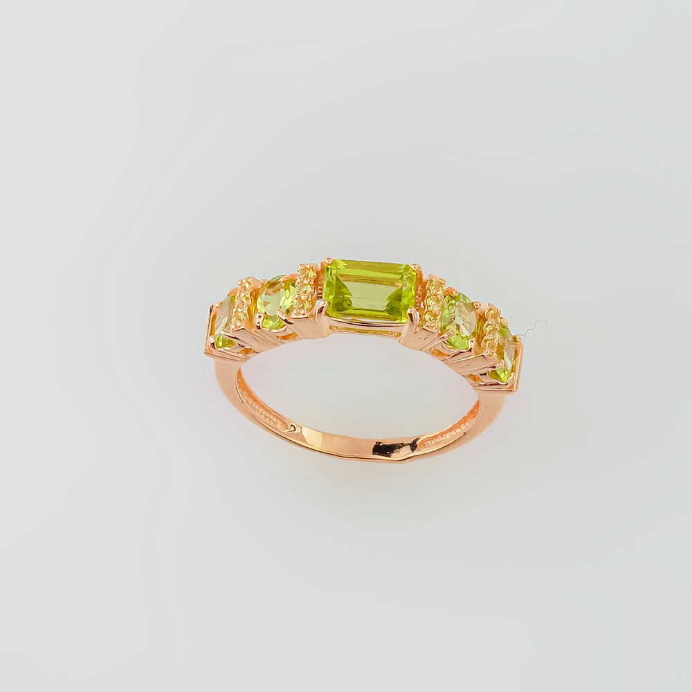 Кольцо с хризолитом из красного золота 585 пробы 1