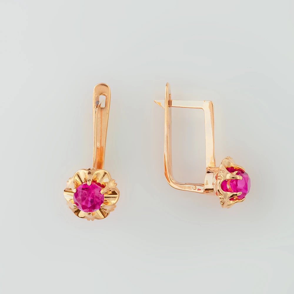 Серьги с корундом синтетическим из красного золота 583 пробы