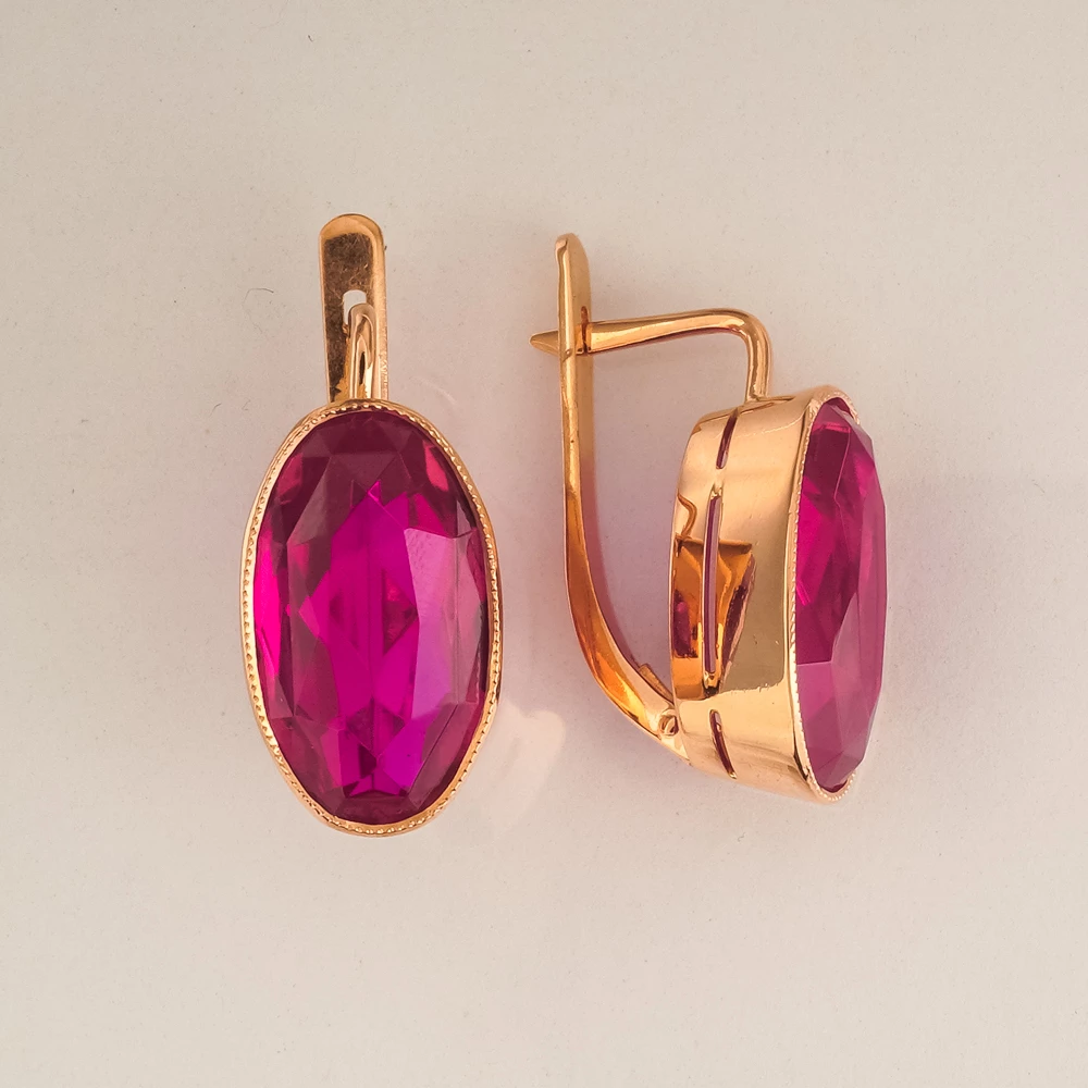 Серьги с корундом синтетическим из красного золота 583 пробы