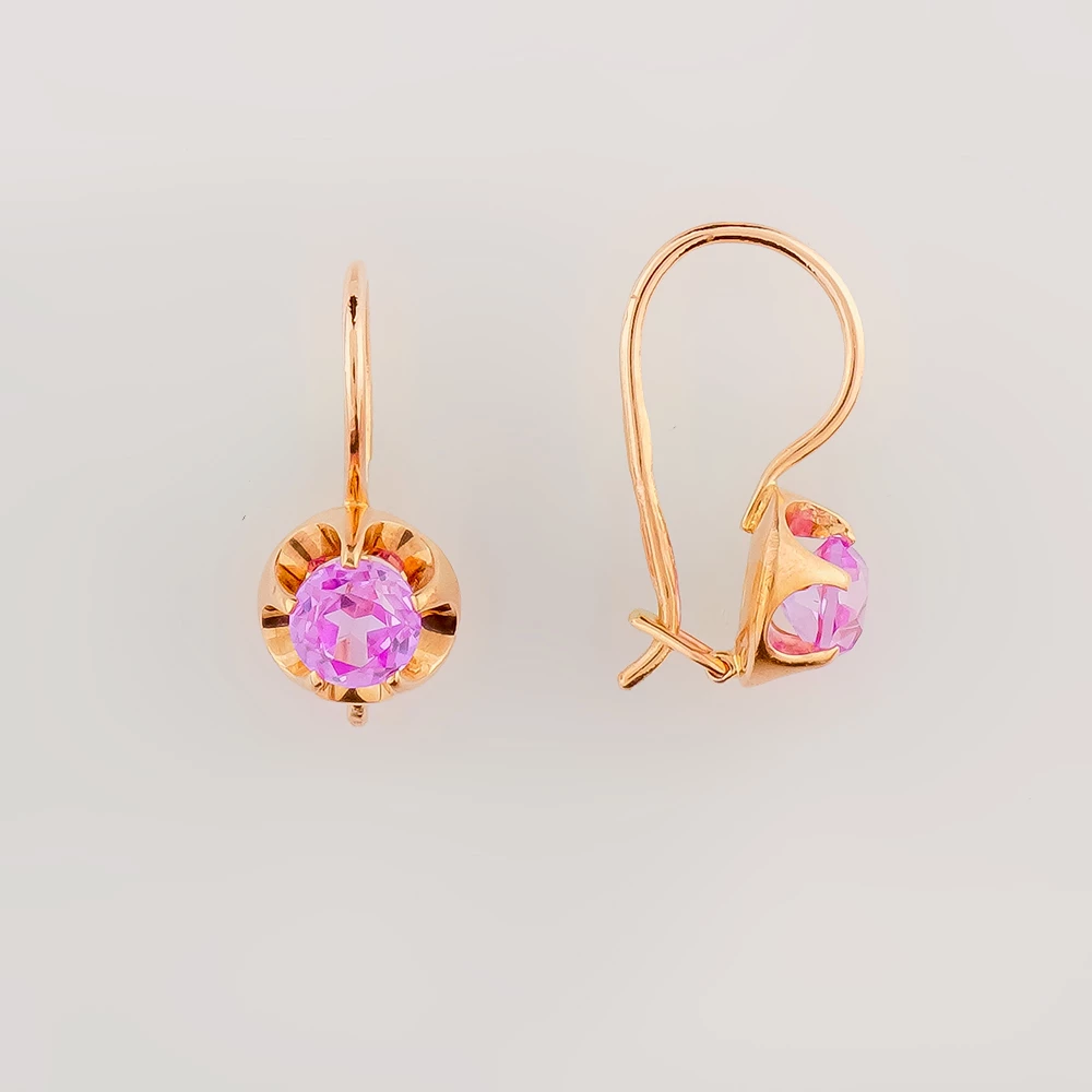 Серьги с корундом синтетическим из красного золота 583 пробы