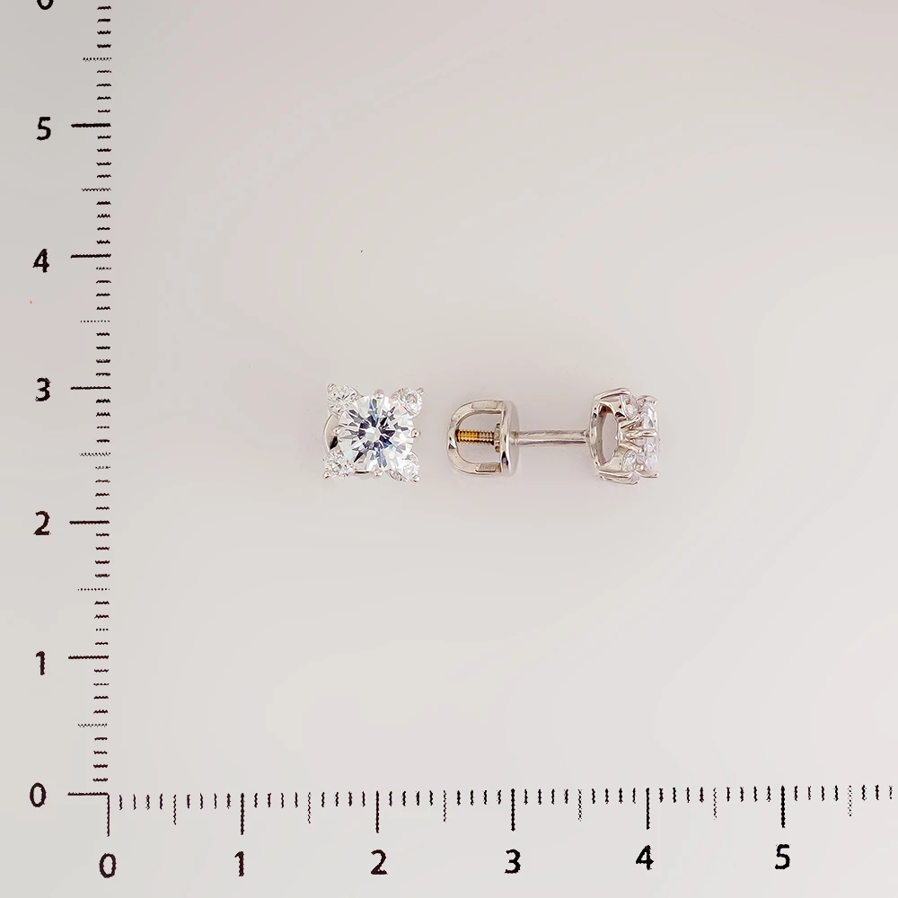Серьги с фианитом из белого золота 585 пробы