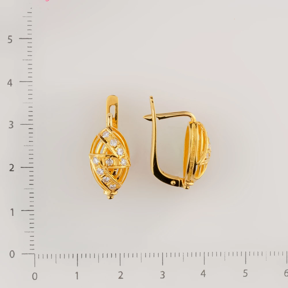 Серьги с бриллиантом из желтого золота 750 пробы