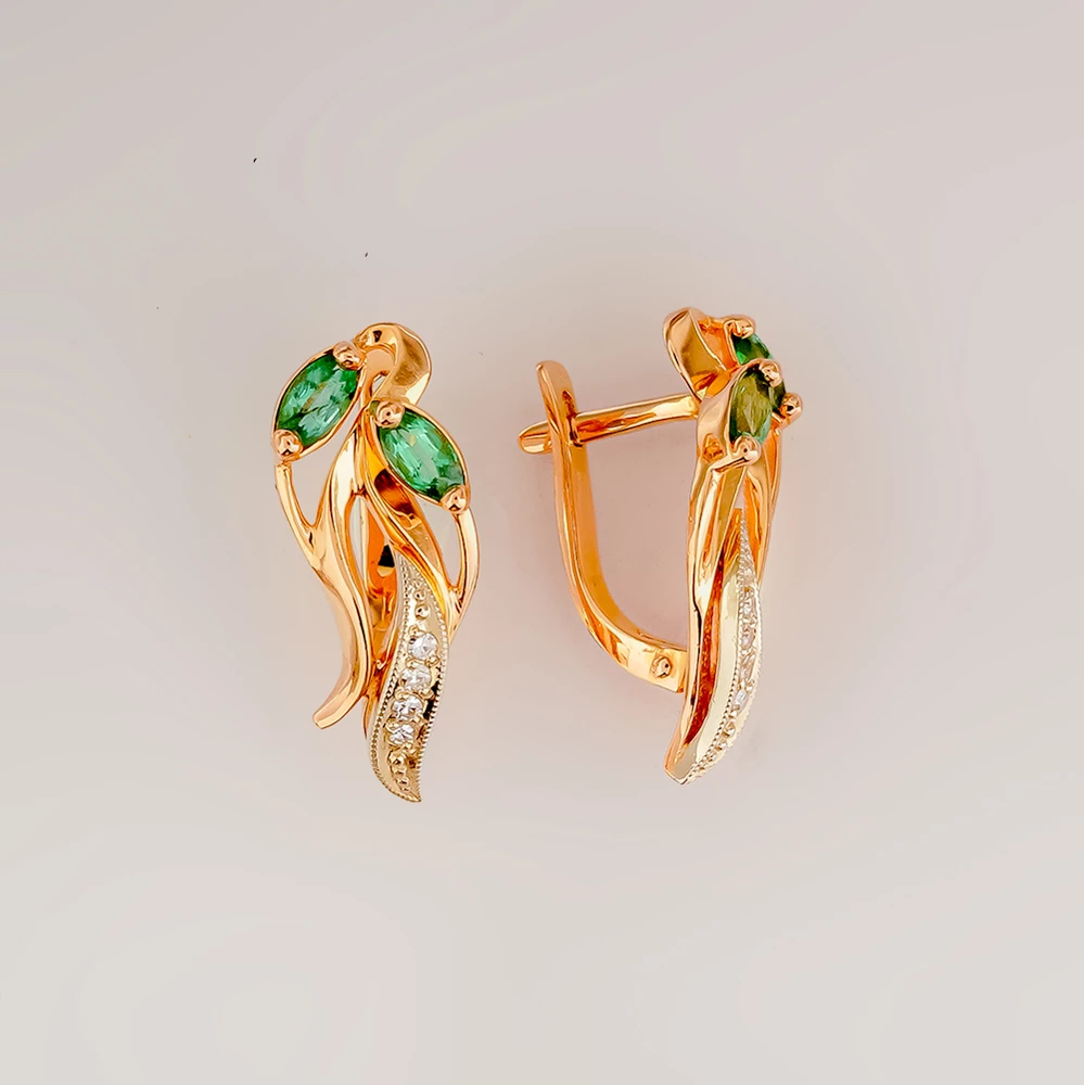 Серьги с изумрудом из красного золота 585 пробы