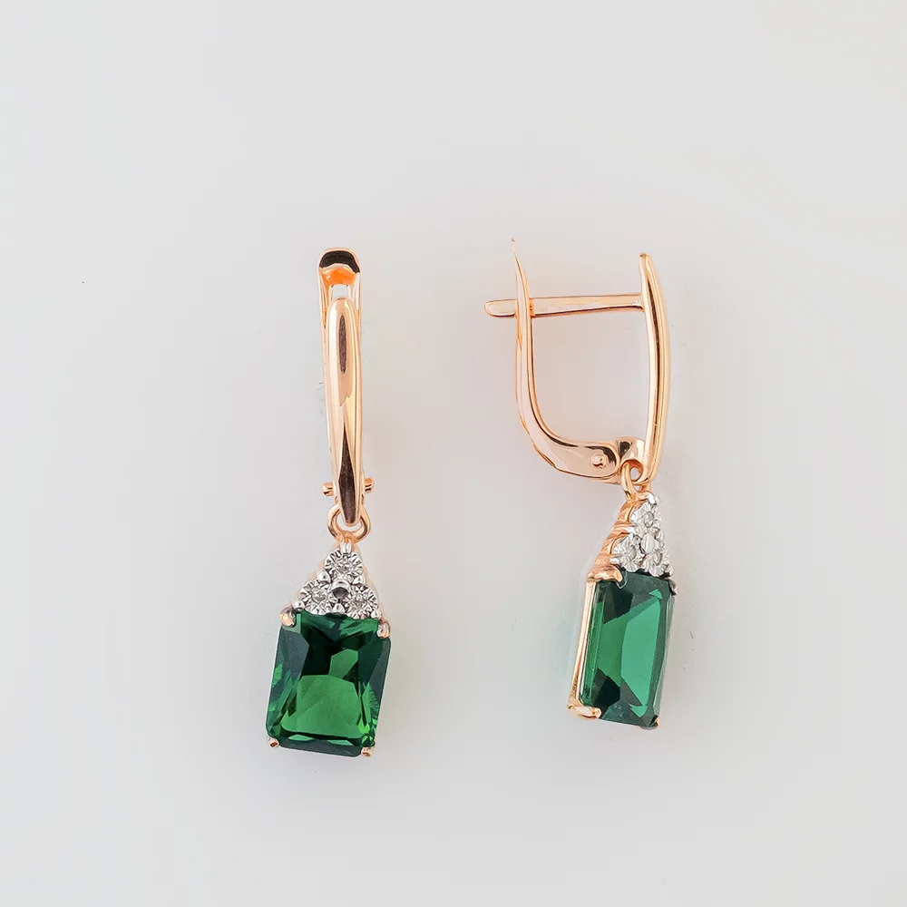 Серьги с изумрудом синтетическим из красного золота 585 пробы