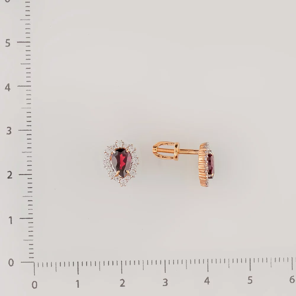 Серьги с гранатом из красного золота 585 пробы