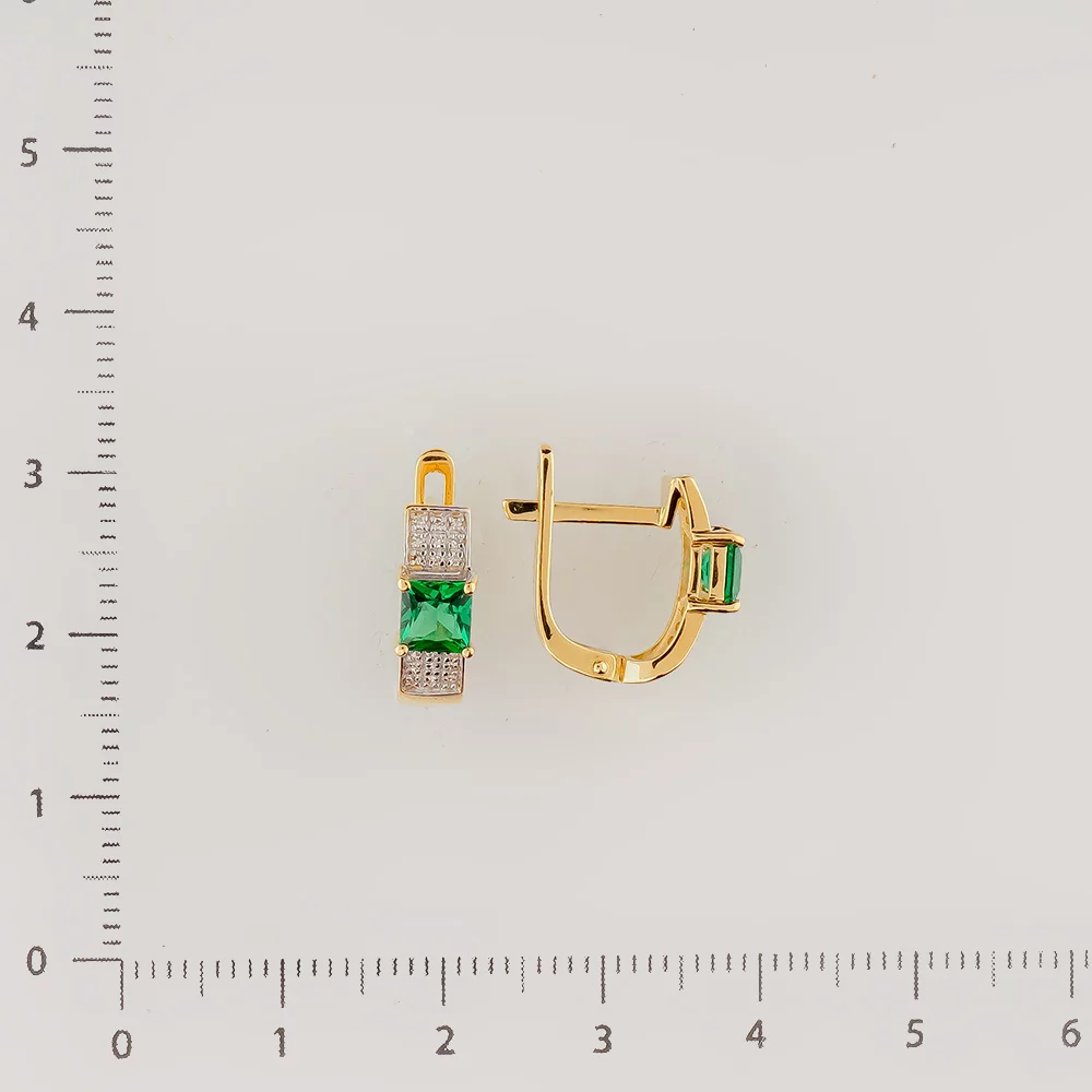 Серьги с изумрудом синтетическим из желтого золота 585 пробы